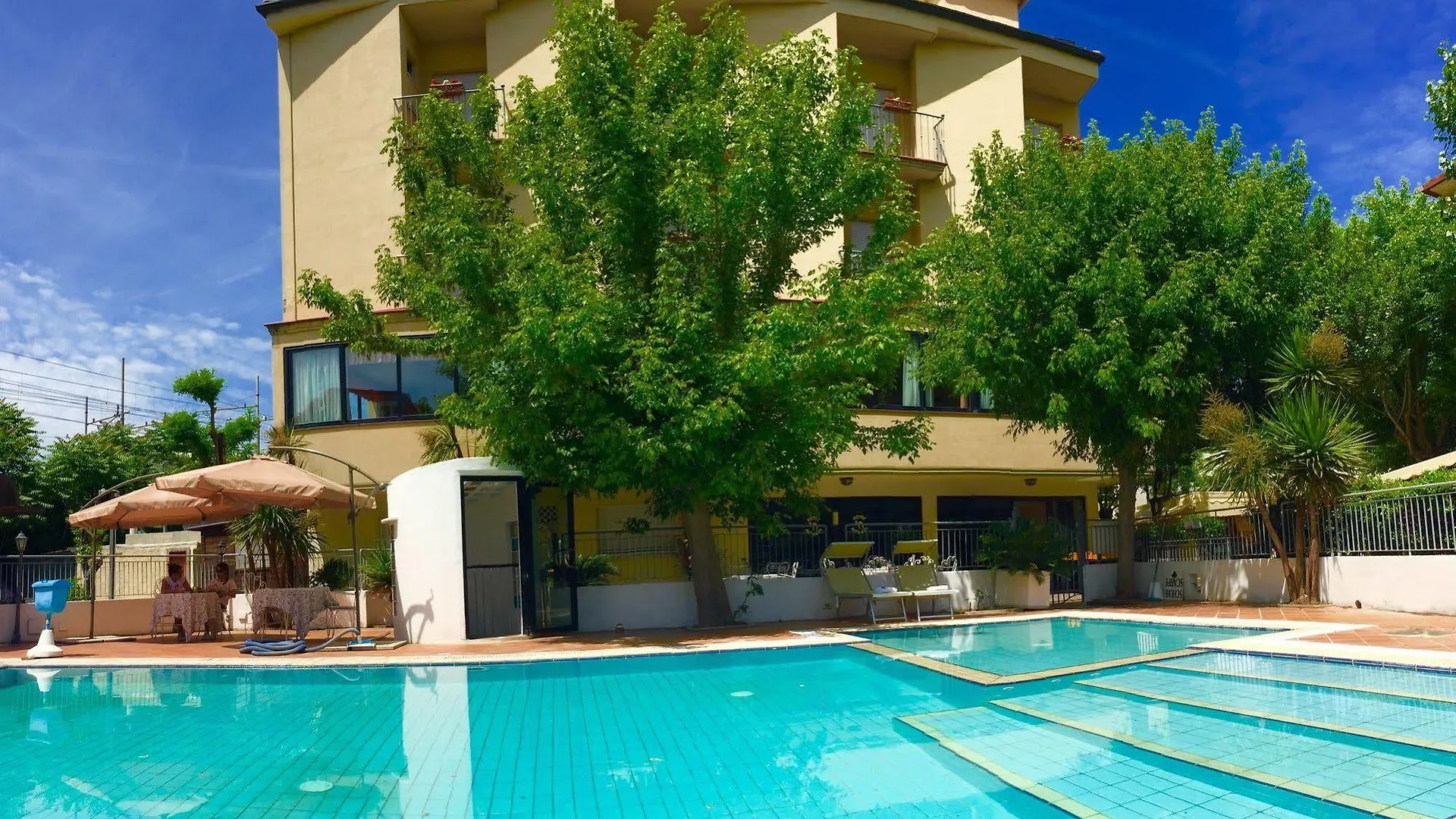Hotel Mehari Riccione 3*,